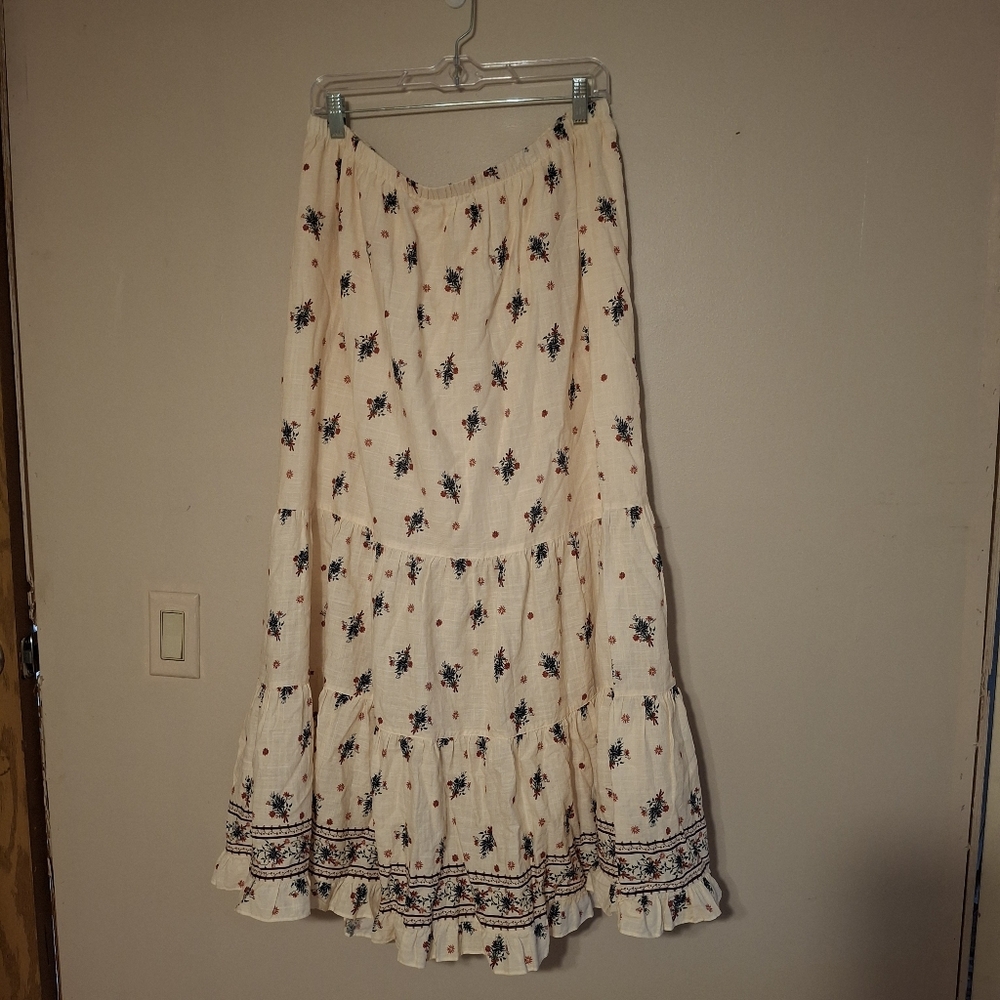 Max Studios Tiered Maxi Skirt Sz XL Floral Stretch Cottagecore Peasant Prairie